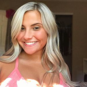 Meet your Posher, Lacey